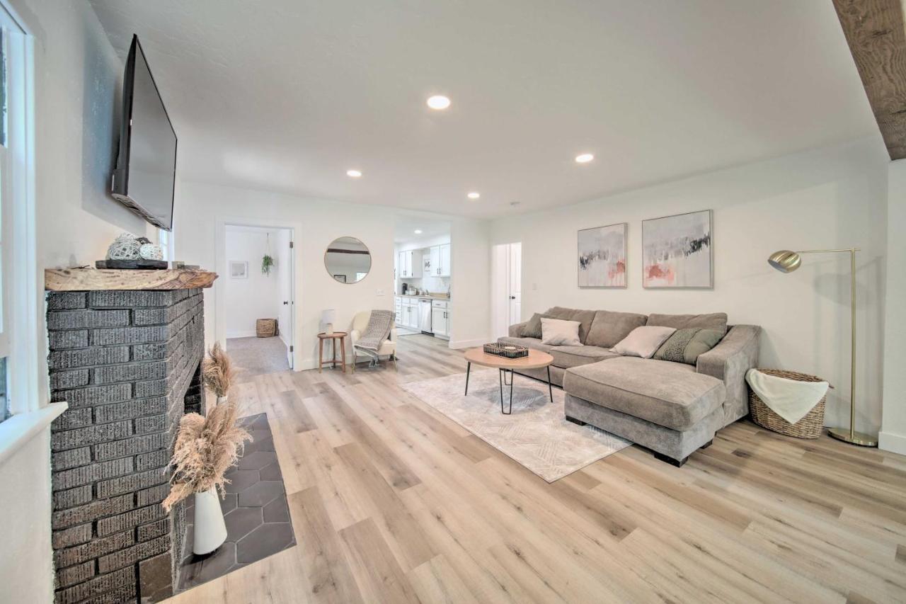 Bright And Airy Liberty Lake Abode With Backyard! Zewnętrze zdjęcie