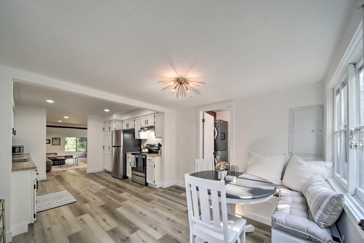 Bright And Airy Liberty Lake Abode With Backyard! Zewnętrze zdjęcie